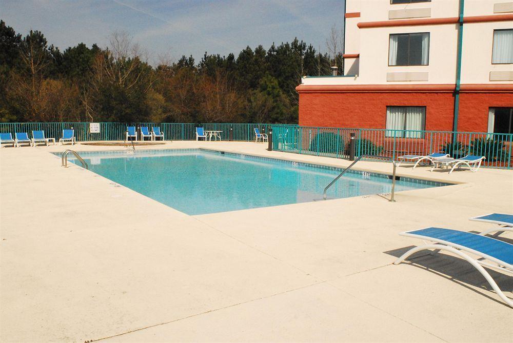 Savannah Gateway Hotel & Suites Georgetown Facilities photo